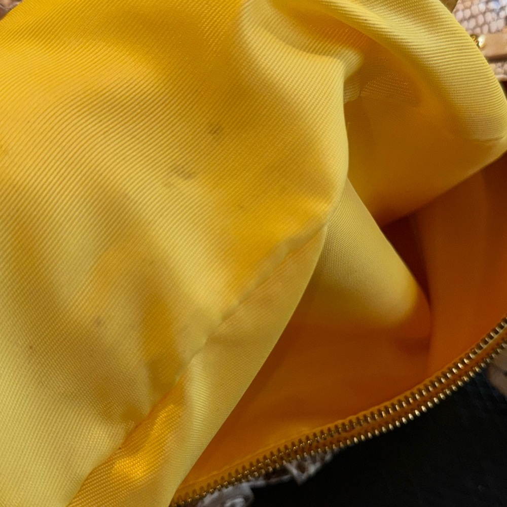 HTF JESSICA SIMPSON OFF-WHITE SNAKESKIN HANDBAG PURSE, WITH YELLOW INTERIOR. - Picture 9 of 10